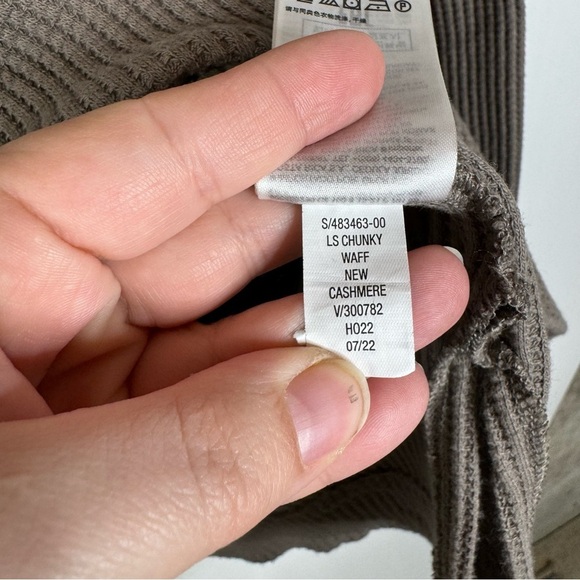 Gap Waffle Oversized Chunky Turtleneck in Cashmere Gray Size Large - Picture 6 of 6